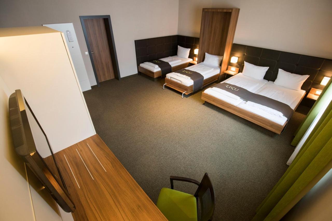 Riku Hotel Ной-Улм Екстериор снимка